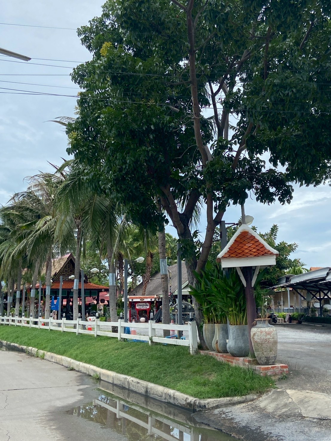 ร้านอาหารบ้านปูเป็น-Baanpupen