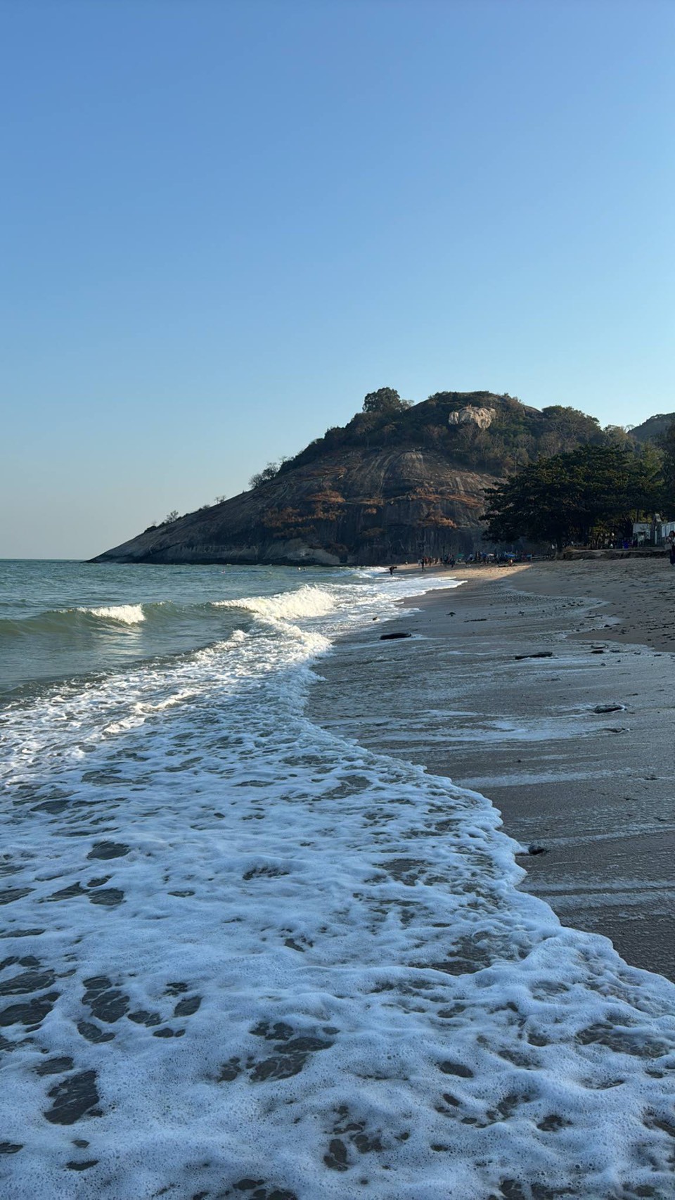 หาดทรายน้อย