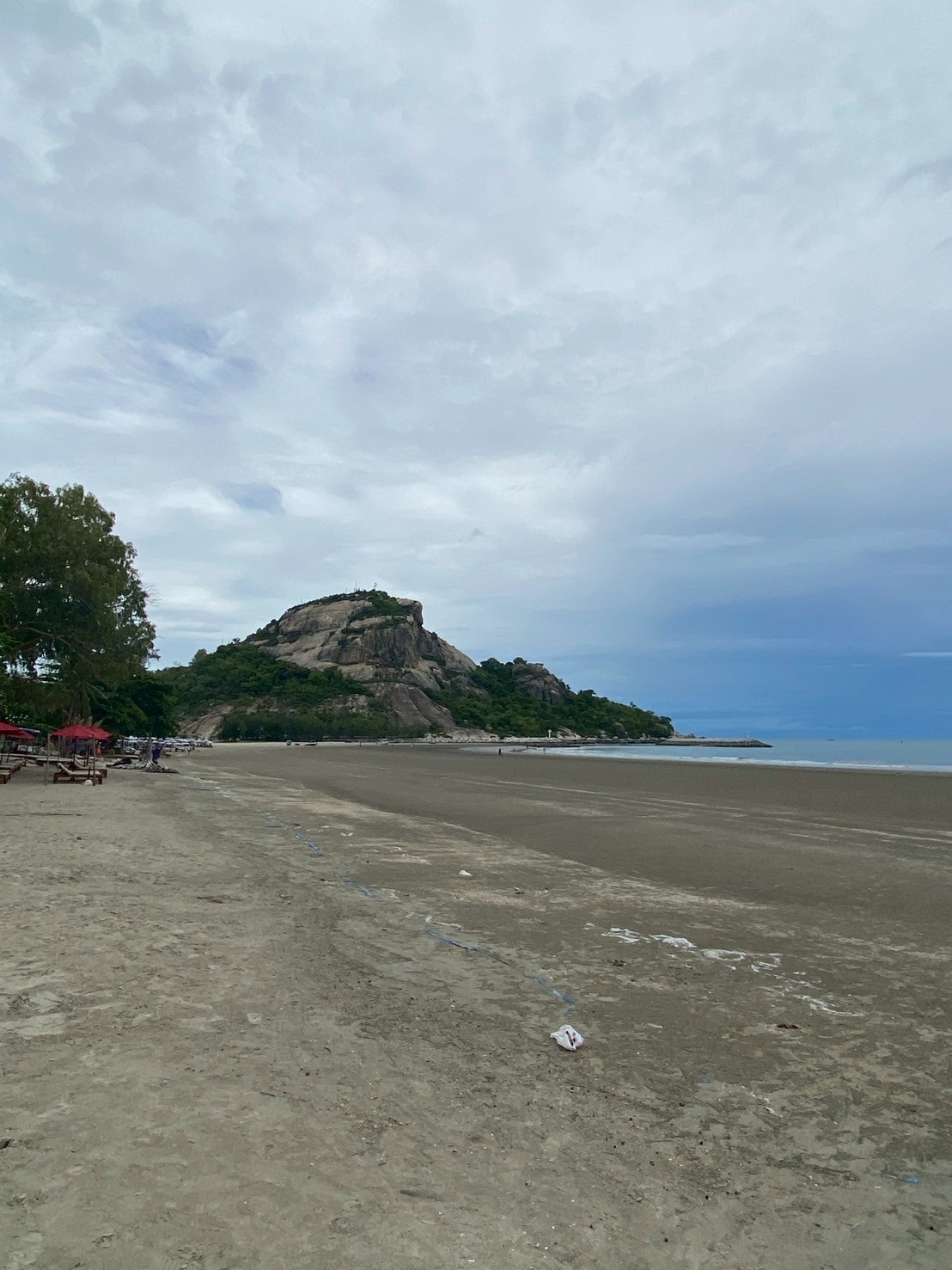 หาดหัวดอน เขาตะเกียบ